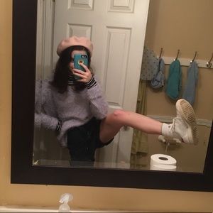 Meet your Posher, Laurel